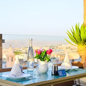 Riyad Al Makan &