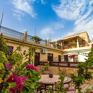 3* رياد 53 - Luxury Oasis